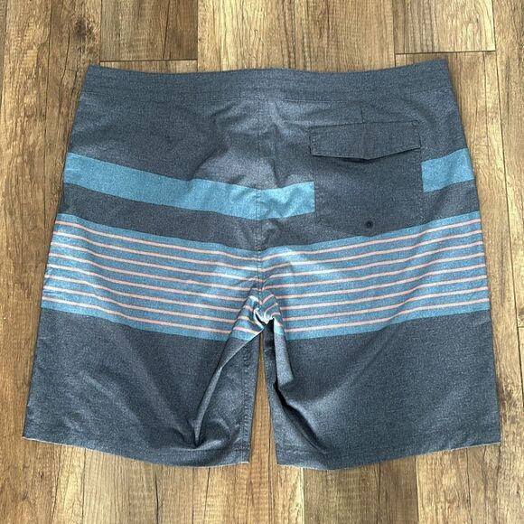 Beautiful Farwest short - Picture 2 of 5